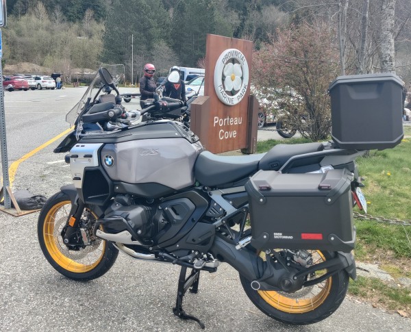 GSA 1300 3xBlack